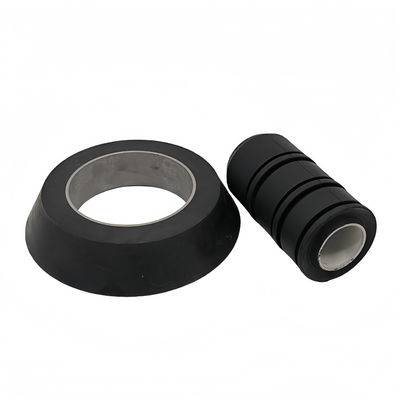 オイル耐性NBR FKMゴムスワブカップ 油田の井戸清掃のための10,000psi圧力評価とカスタムサイズ