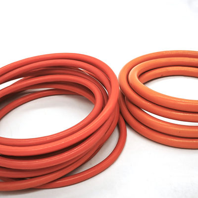 NBRゴムOリング 40~90 シャーA硬さAS568 標準および石油とガス産業のためのカスタマイズ可能なサイズ